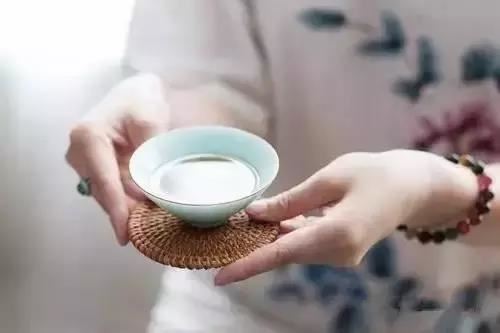 白羊座三区与金牛座一区的星座配对